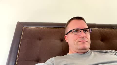 bigger22332233 online show from December 2024 06:19:01 PM