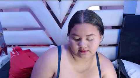 biggstits69 online show from October 2025 08:51:01 PM