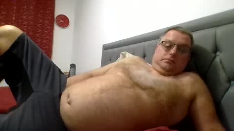 Snapshot of bigguy2014 chatting on December 2024 09:40:02 PM bigguy2014 online show from December 2024 09:40:02 PM