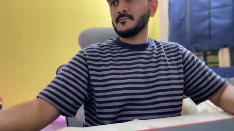 bighandsomesatisfy online show from February 2026 03:24:01 PM