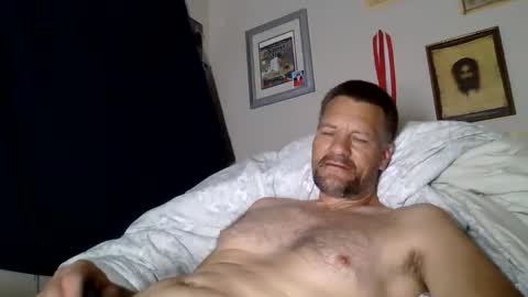 Snapshot of bighitter78 chatting on December 2025 07:01:02 PM bighitter78 online show from December 2025 07:01:02 PM