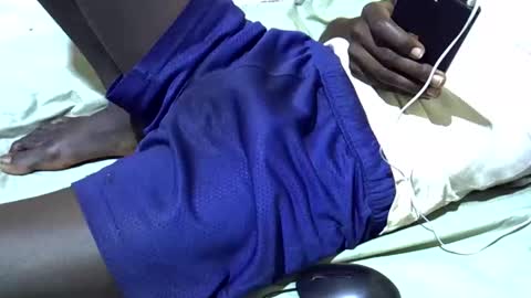 bighorny_dic online show from December 2025 04:01:01 PM