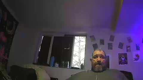 Snapshot of bigman42of0rlife chatting on October 2025 11:37:01 PM bigman42of0rlife online show from October 2025 11:37:01 PM