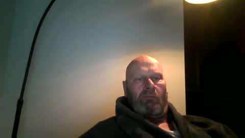 Snapshot of bigmike3339 chatting on January 2025 08:11:01 AM bigmike3339 online show from January 2025 08:11:01 AM
