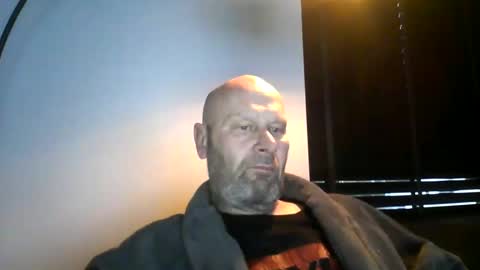 Snapshot of bigmike3339 chatting on January 2025 07:36:01 AM bigmike3339 online show from January 2025 07:36:01 AM