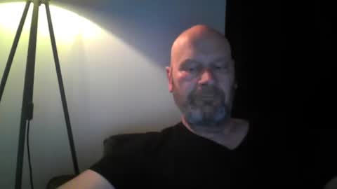 Snapshot of bigmike3339 chatting on March 2025 07:17:02 PM bigmike3339 online show from March 2025 07:17:02 PM