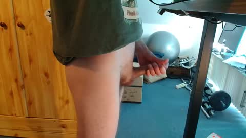 Snapshot of bigmushroomcockxxx chatting on April 2026 02:04:02 PM bigmushroomcockxxx online show from April 2026 02:04:02 PM
