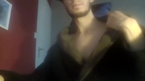 Snapshot of bignlouis chatting on December 2025 09:38:01 AM Nicolas online show from December 2025 09:38:01 AM