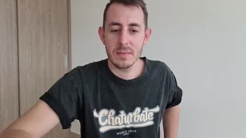 Snapshot of bigonehott chatting on October 2025 07:25:02 PM online show from October 2025 07:25:02 PM