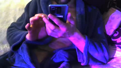 Snapshot of bigreallover chatting on January 2025 01:47:01 PM ...... online show from January 2025 01:47:01 PM