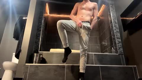 bigskinnyboyshh online show from February 2025 01:32:02 AM