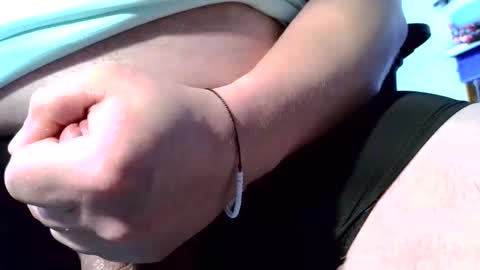 Snapshot of bigsmilekyle chatting on September 2025 03:28:02 AM bigsmilekyle online show from September 2025 03:28:02 AM