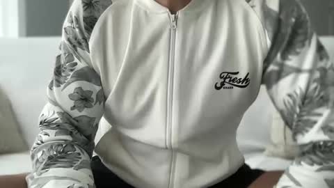 Snapshot of bigsong78 chatting on January 2026 08:18:02 AM BigHardCock horny Balearic Islands online show from January 2026 08:18:02 AM