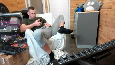 bigsshark online show from November 2025 09:03:02 PM