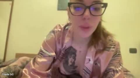 Snapshot of bigtitmik_ chatting on November 2025 03:55:02 PM bigtitmik online show from November 2025 03:55:02 PM