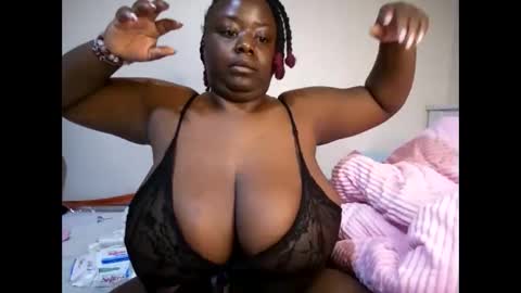 bigtittyslut_ online show from September 2025 11:15:02 PM