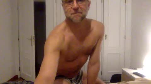 Snapshot of bigvega79 chatting on April 2026 11:20:02 PM bigvega79 online show from April 2026 11:20:02 PM