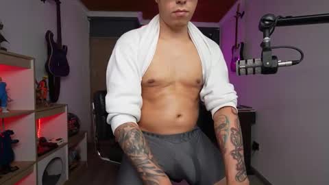 bigxboy96 online show from November 2025 11:16:01 PM