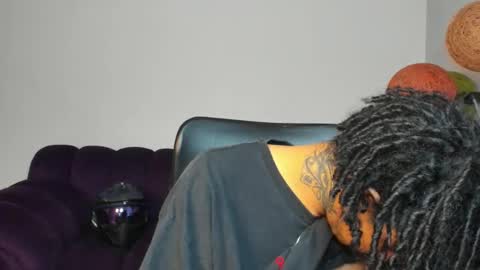 Sebas online show from October 2025 12:50:02 PM