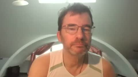 bikertom1988 online show from January 2025 01:04:02 PM
