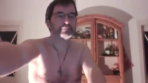 bikertom1988 online show from February 2025 02:17:01 AM