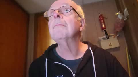 Snapshot of bill_25061 chatting on February 2026 06:41:01 PM bill_25061 online show from February 2026 06:41:01 PM