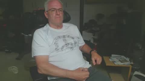 Snapshot of billp750876 chatting on June 2026 08:23:01 PM billp750876 online show from June 2026 08:23:01 PM