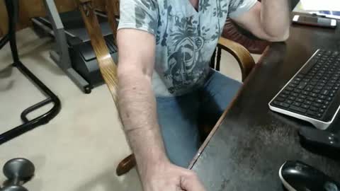 billy471 online show from April 2026 10:54:02 PM