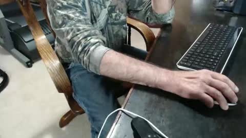 billy471 online show from April 2026 11:07:02 PM