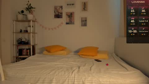 Billy and Lisahelp us to reach 100 likes online show from February 2025 09:42:02 AM