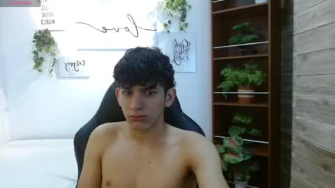 Snapshot of billy_wild chatting on April 2026 11:56:01 AM billy wild online show from April 2026 11:56:01 AM