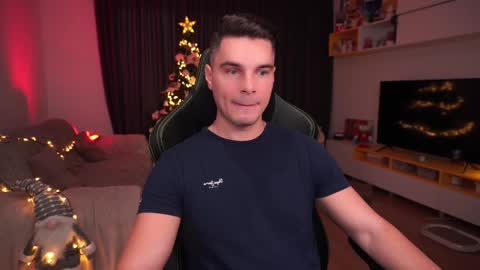 Snapshot of billypassion chatting on December 2024 06:41:01 AM BillyPassion online show from December 2024 06:41:01 AM