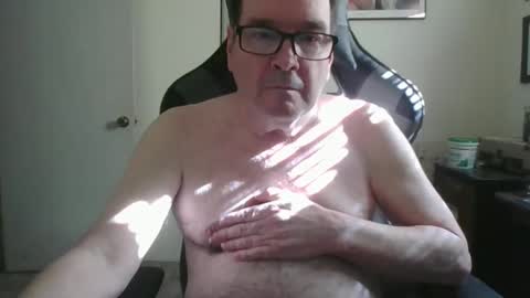 Snapshot of bink195234 chatting on November 2025 06:19:02 PM Bink195234 online show from November 2025 06:19:02 PM