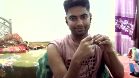 Snapshot of birbikrom104 chatting on June 2026 06:17:01 PM birbikrom104 online show from June 2026 06:17:01 PM