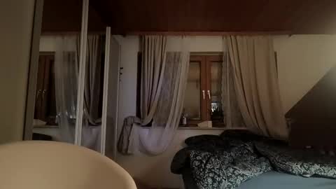 Snapshot of bisasam02 chatting on February 2026 09:08:01 AM pocolococo online show from February 2026 09:08:01 AM