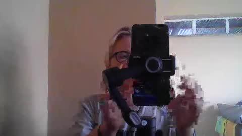 Bisexual boy online show from January 2025 02:41:02 PM