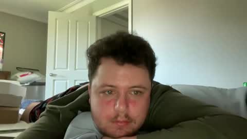 Snapshot of bisexualchubbyboy chatting on October 2025 03:29:02 AM james online show from October 2025 03:29:02 AM