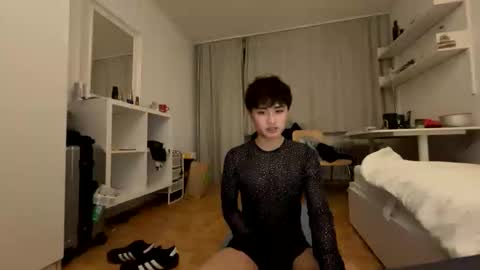 Lou online show from January 2026 07:05:02 PM