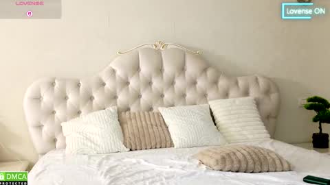 BiteFromTemptation online show from November 2025 11:25:02 PM