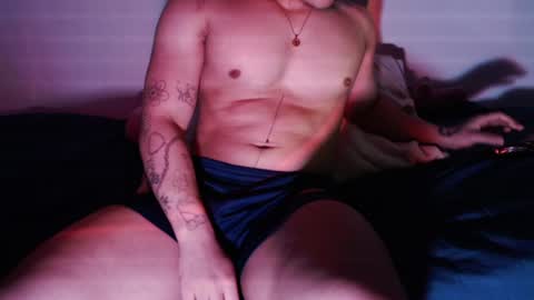 Snapshot of bizarr_o chatting on July 2026 02:40:01 AM bizarr_o online show from July 2026 02:40:01 AM