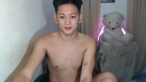 alex online show from November 2025 03:44:02 PM