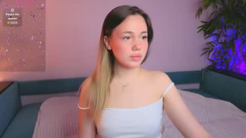Julia online show from April 2026 02:15:01 PM