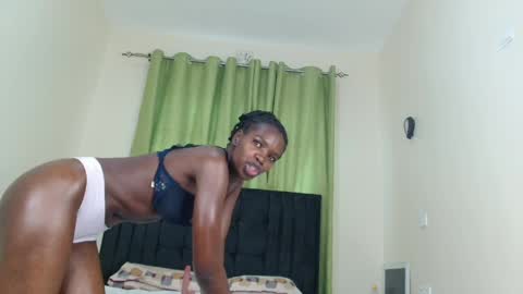 Snapshot of black_beautyxxx chatting on April 2026 08:45:01 AM black_beautyxxx online show from April 2026 08:45:01 AM