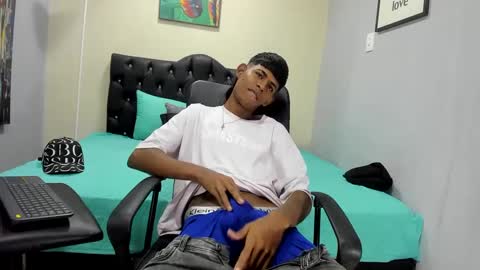 boy online show from March 2025 02:04:01 AM