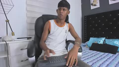 boy online show from March 2025 01:46:01 AM