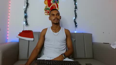 Snapshot of black_daddy01 chatting on December 2024 12:24:01 AM black_daddy01 online show from December 2024 12:24:01 AM