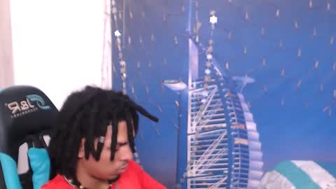 Black online show from December 2024 02:43:02 PM