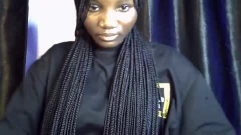 Esthy online show from September 2025 08:49:01 AM