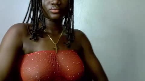 Esthy online show from September 2025 08:52:02 AM