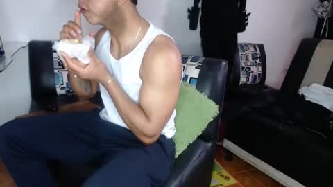 black_hot26 online show from October 2025 04:19:02 PM